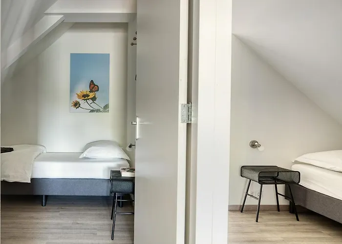 De Stal Πανσιόν